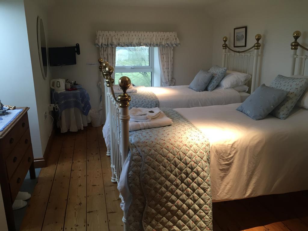 Melorne Farm Bed & Breakfast Camelford Ruang foto